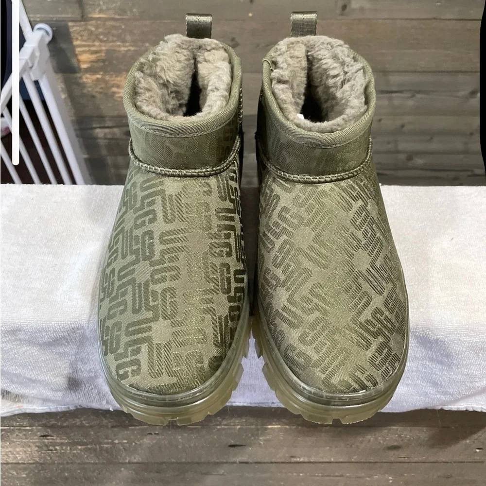 UGG classic mini Olive Monogram Shearling Cuffed Sneaker Boot - Picture 3 of 8